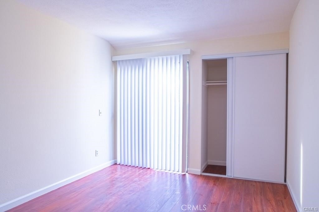 3608 Hemlock - Photo 8