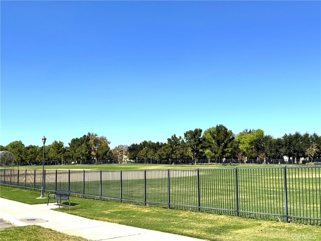8546 Founders Grove Street - Photo 33
