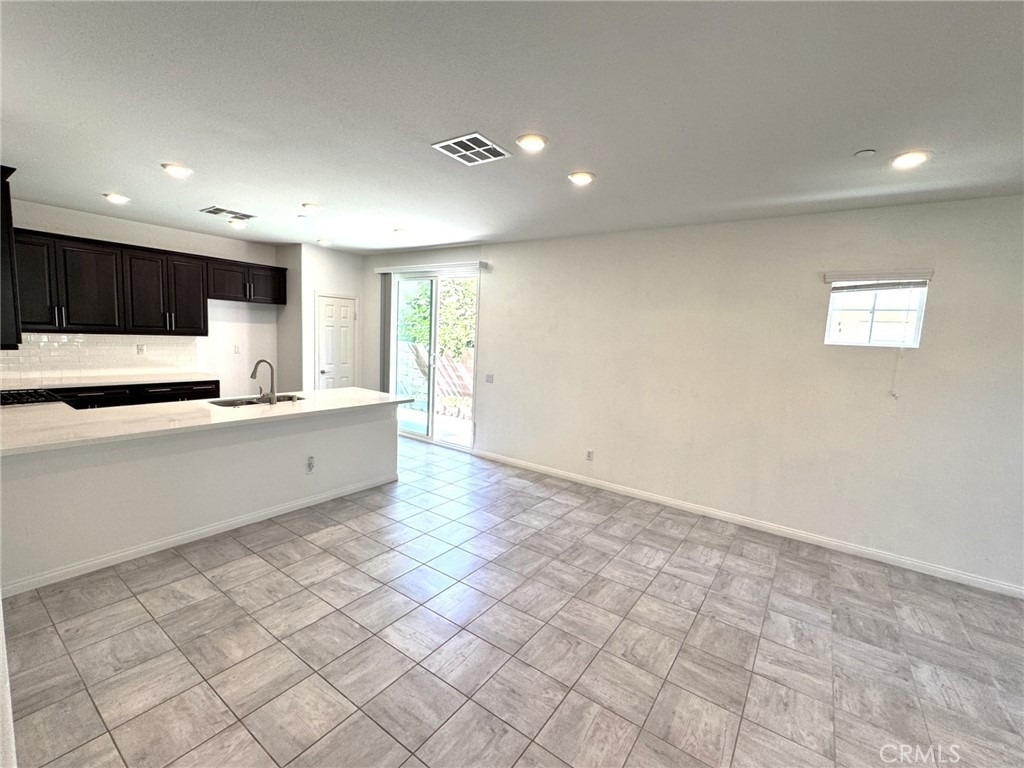 8546 Founders Grove Street - Photo 11