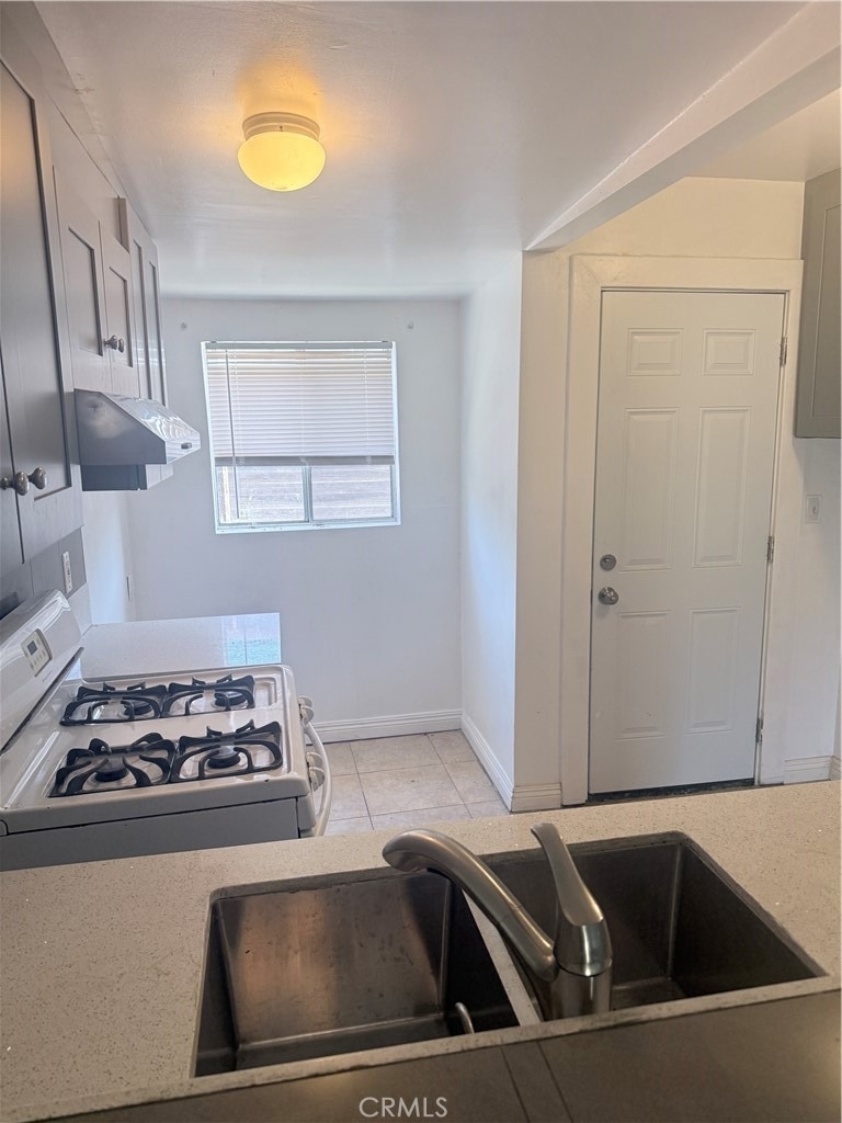 1231 Innes - Photo 4