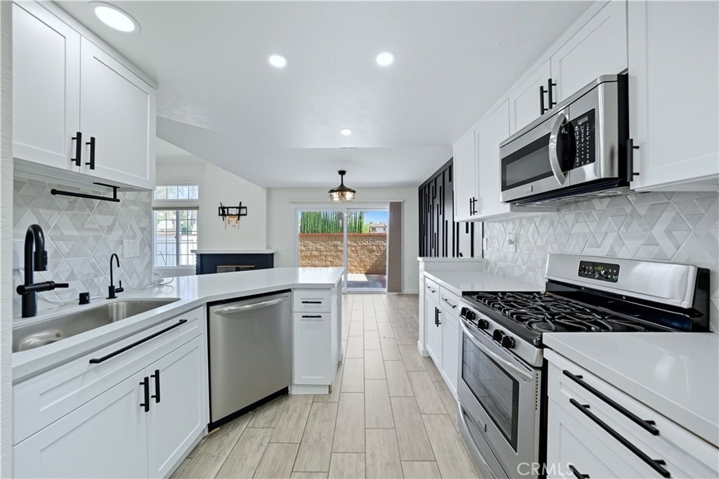 2285 Boxwood Place - Photo 10