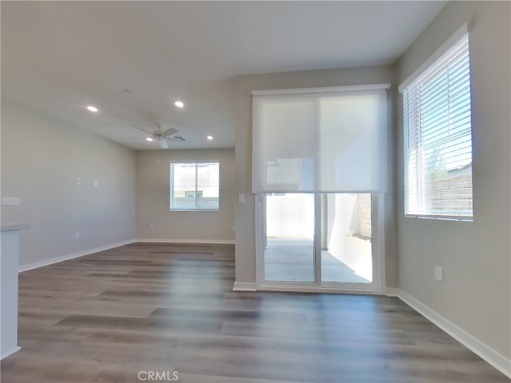 31726 Luther Drive - Photo 2