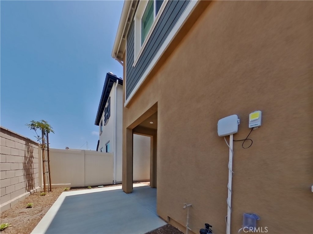 31646 Rosetta Street - Photo 17
