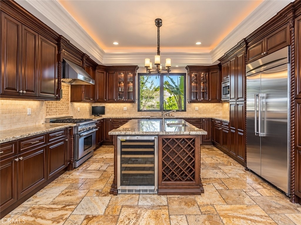5427 Genesta - Photo 8