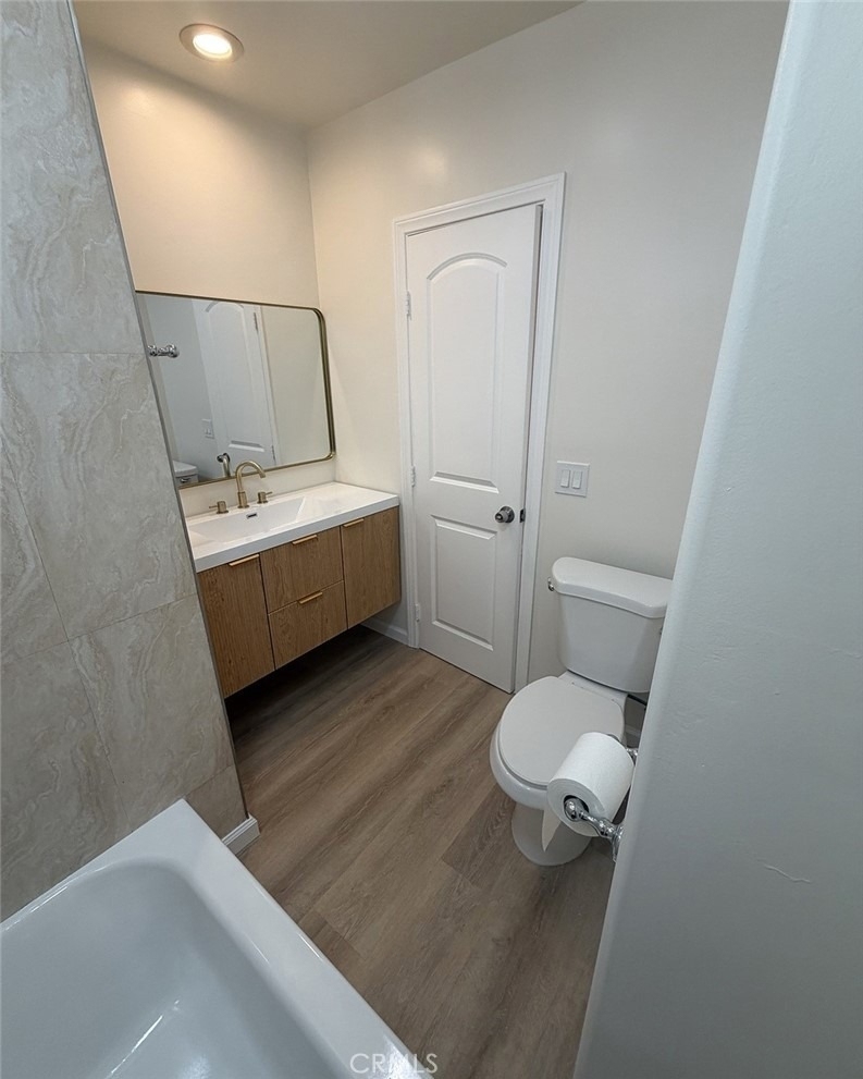 1038 Western Avenue - Photo 6