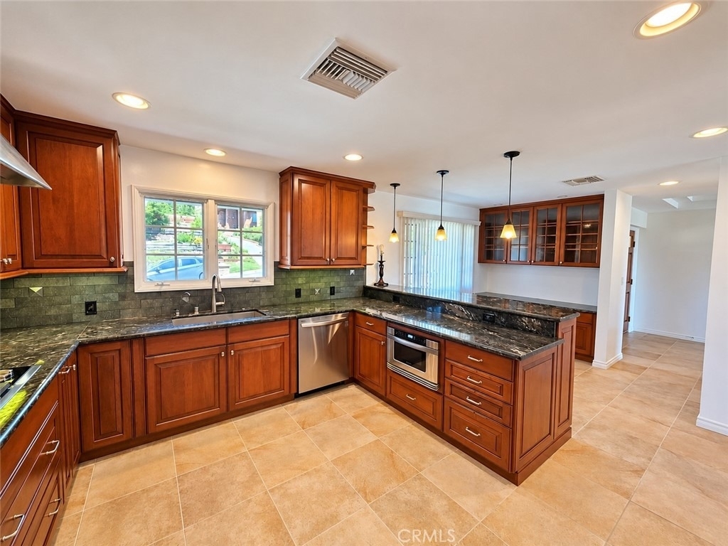 1156 Las Pulgas - Photo 10