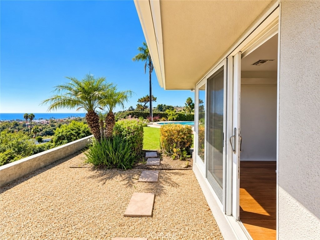 1156 Las Pulgas - Photo 37