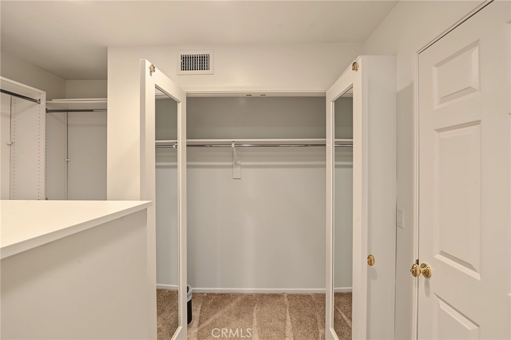 18220 Clark Street - Photo 22