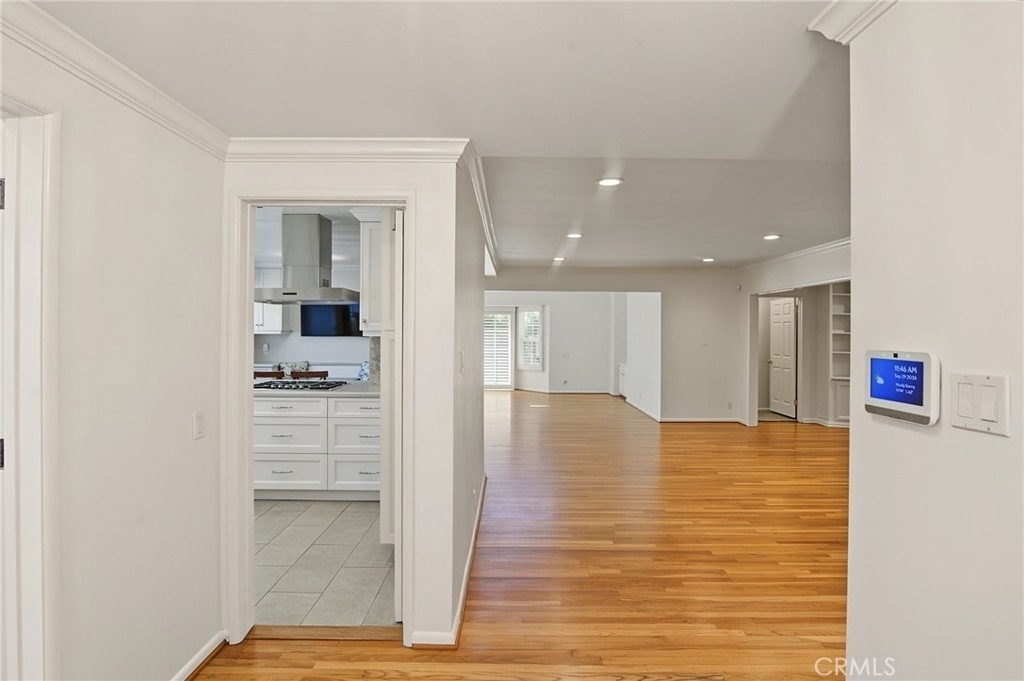 18220 Clark Street - Photo 6