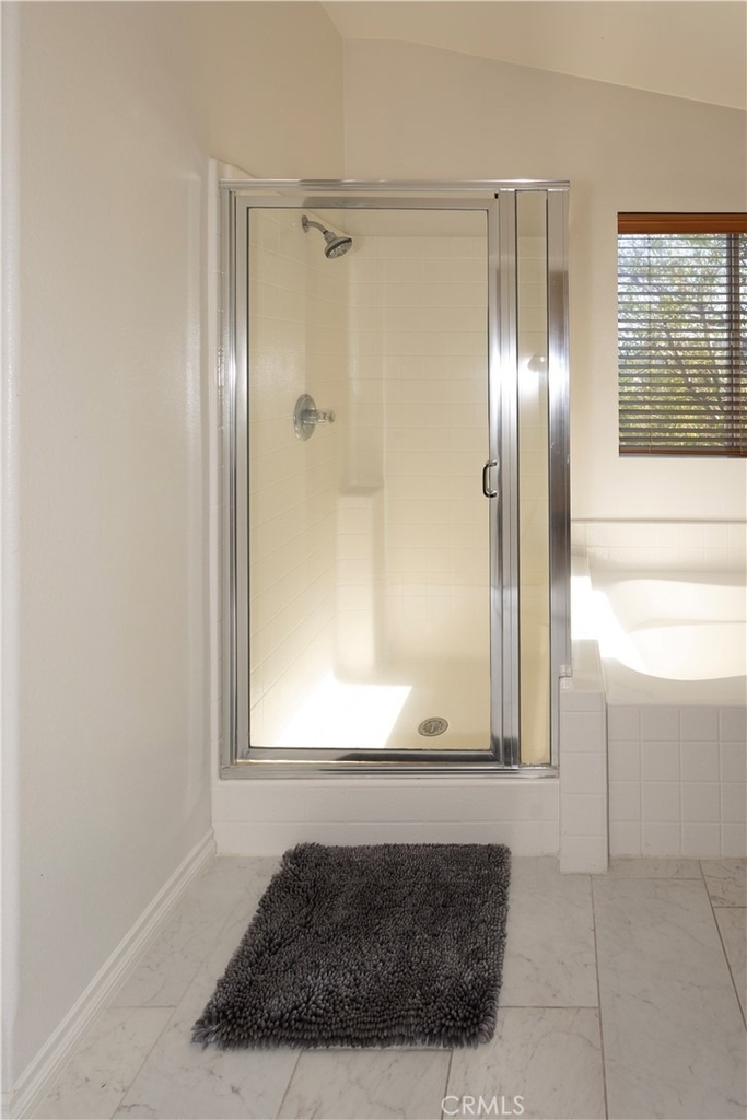 27604 Redwood Way - Photo 29