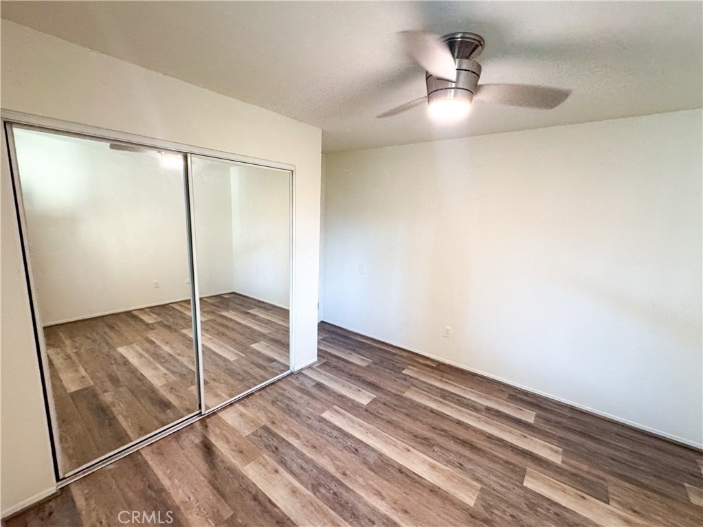 9952 Independence Avenue - Photo 22