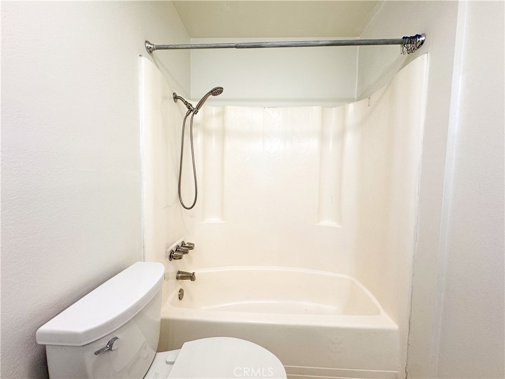 9952 Independence Avenue - Photo 19