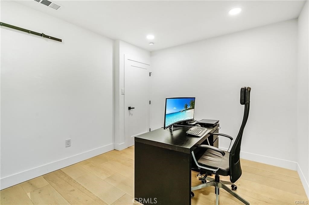 3023 Glendon Avenue - Photo 16