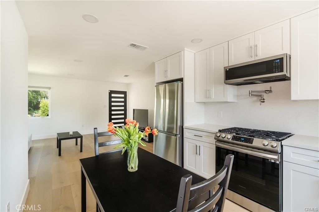 3023 Glendon Avenue - Photo 13