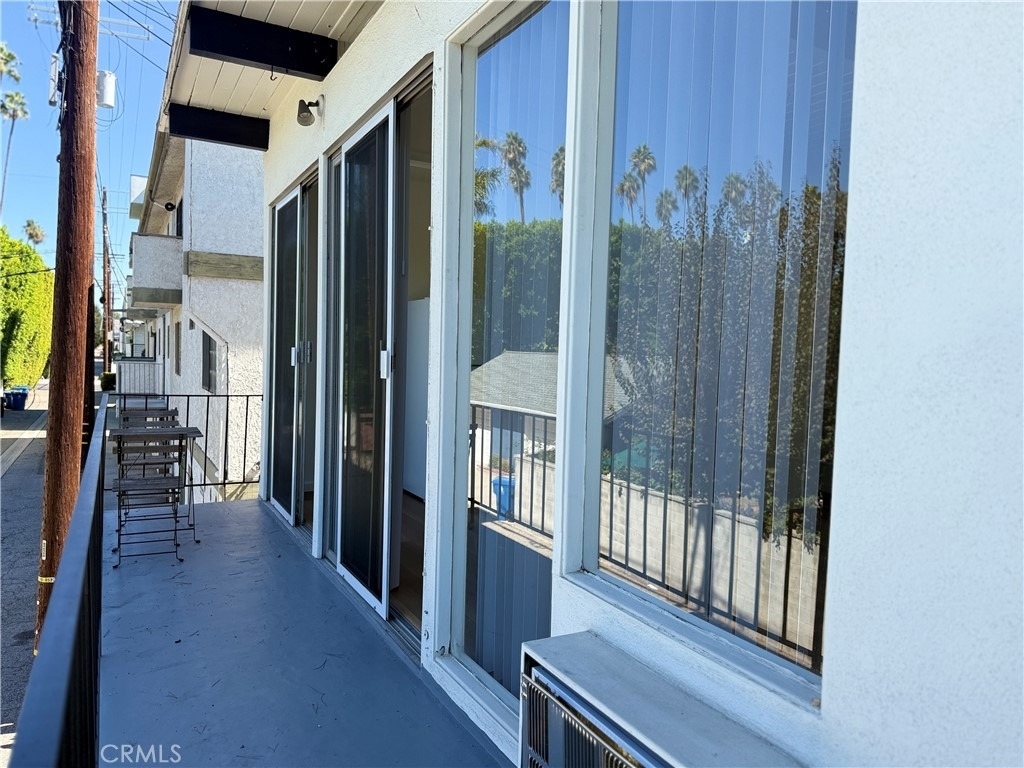13223 Moorpark Street - Photo 8