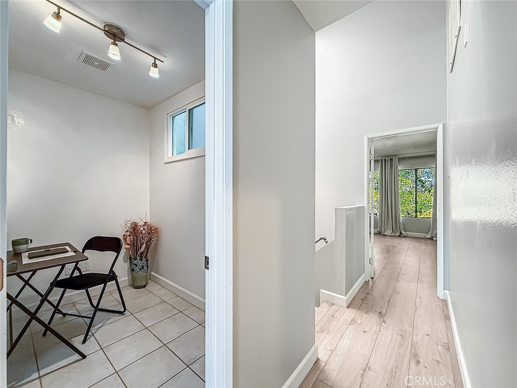 5249 Colodny - Photo 13