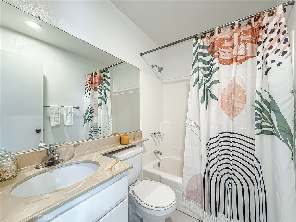 5249 Colodny - Photo 19
