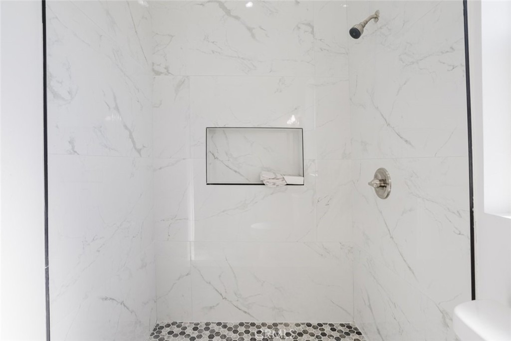 9707 Willis Avenue - Photo 32