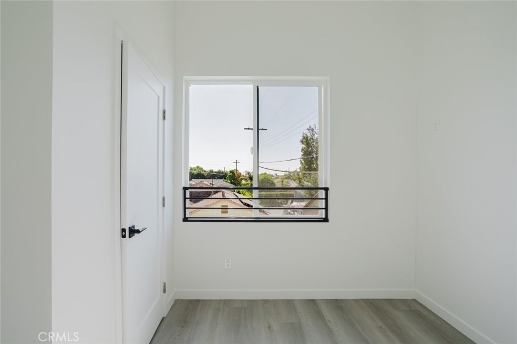 9707 Willis Avenue - Photo 26