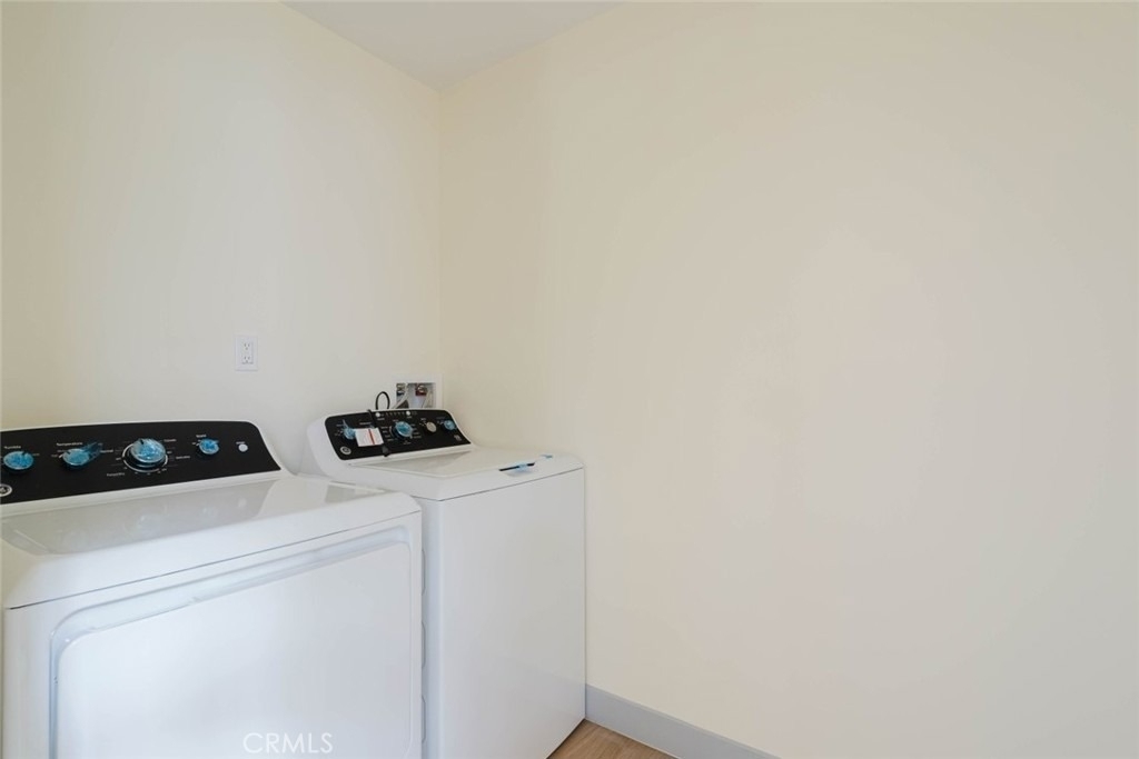 7227 Forbes Avenue - Photo 10