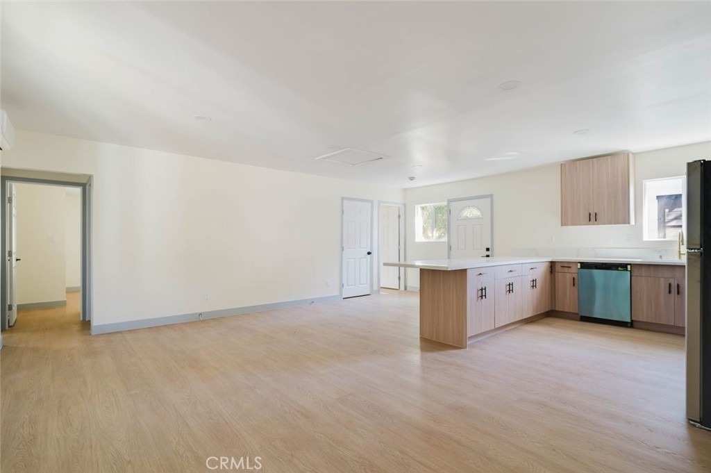 7227 Forbes Avenue - Photo 6