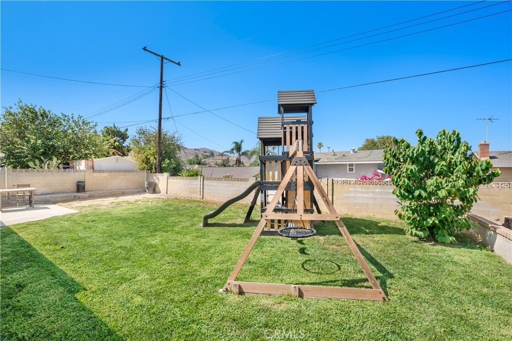 3546 Hillview Drive - Photo 30