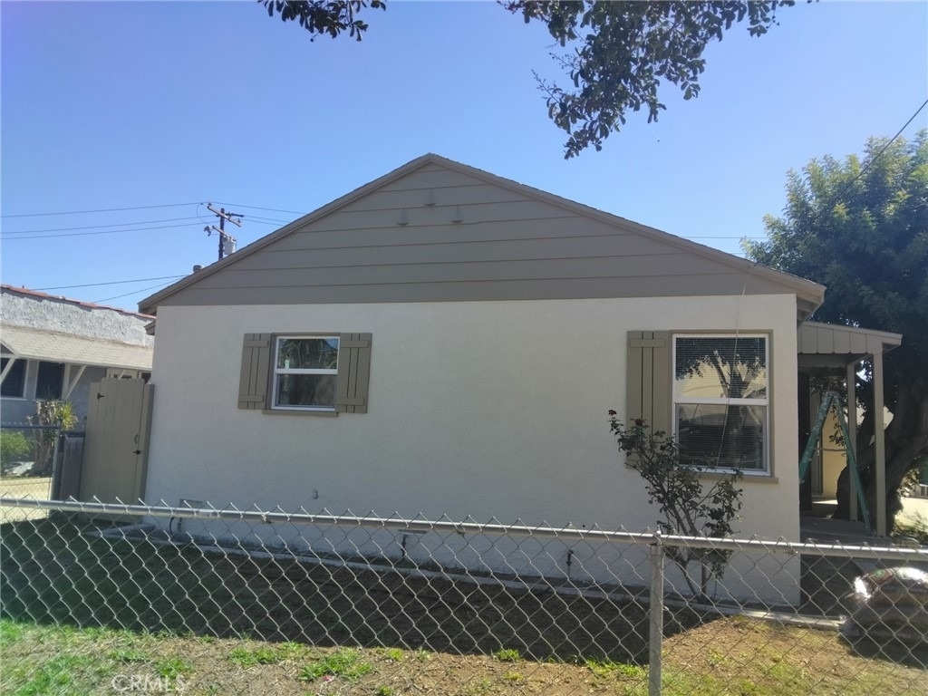 4950 Passons - Photo 1