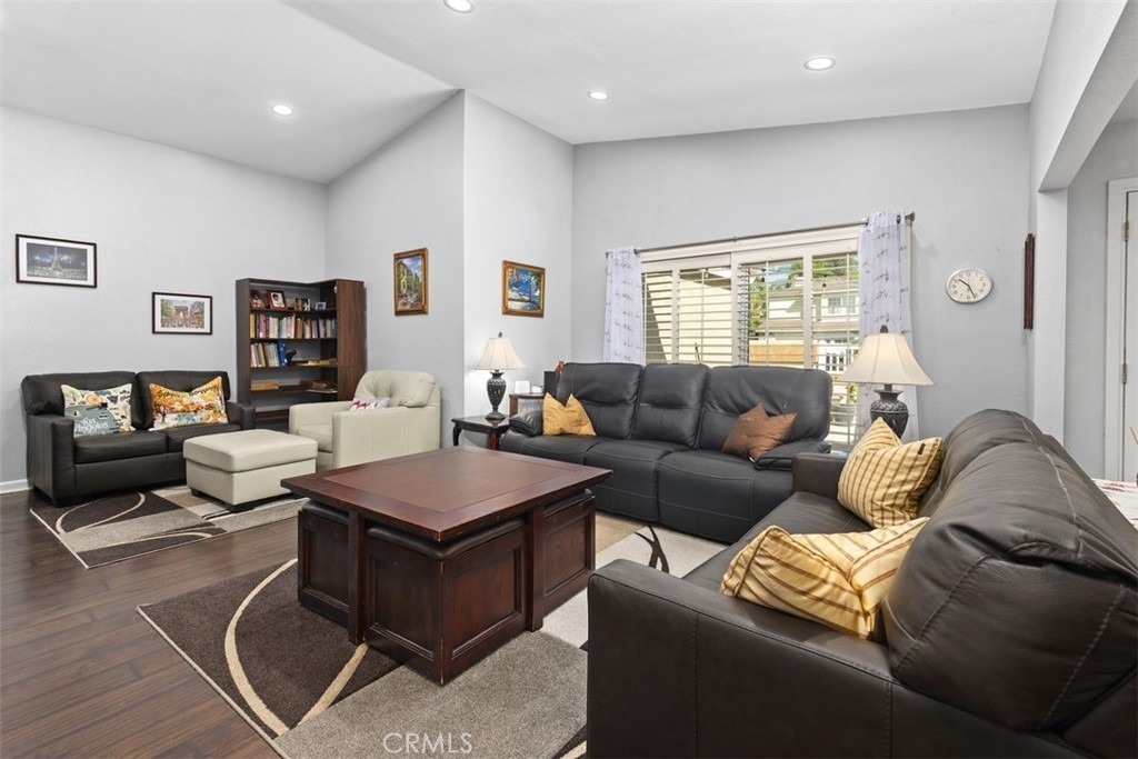 24254 Doeskin Place - Photo 4