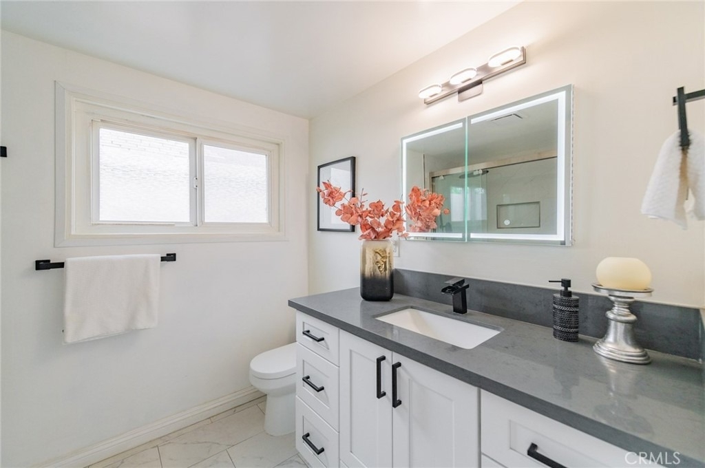 1334 Glendora Avenue - Photo 8