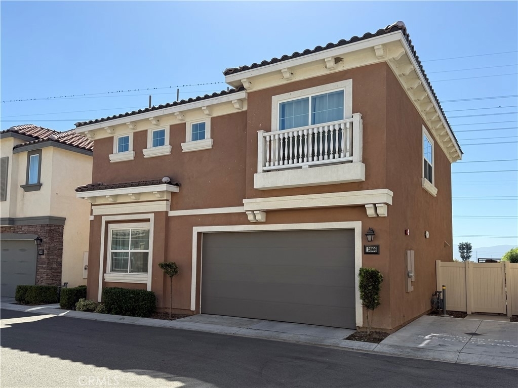 13866 Farmhouse Avenue - Photo 1