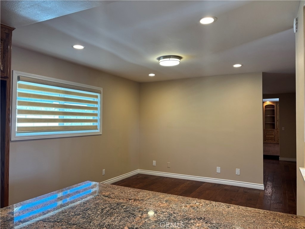 943 Gehrig Avenue - Photo 13