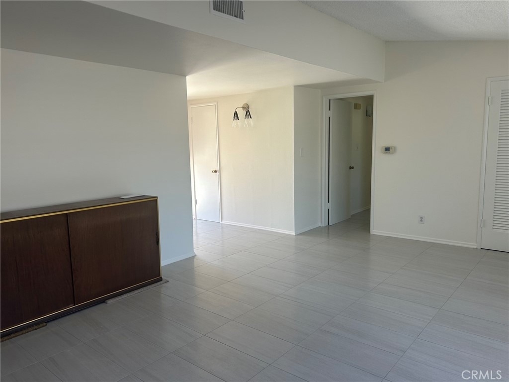248 Wake Forest - Photo 3