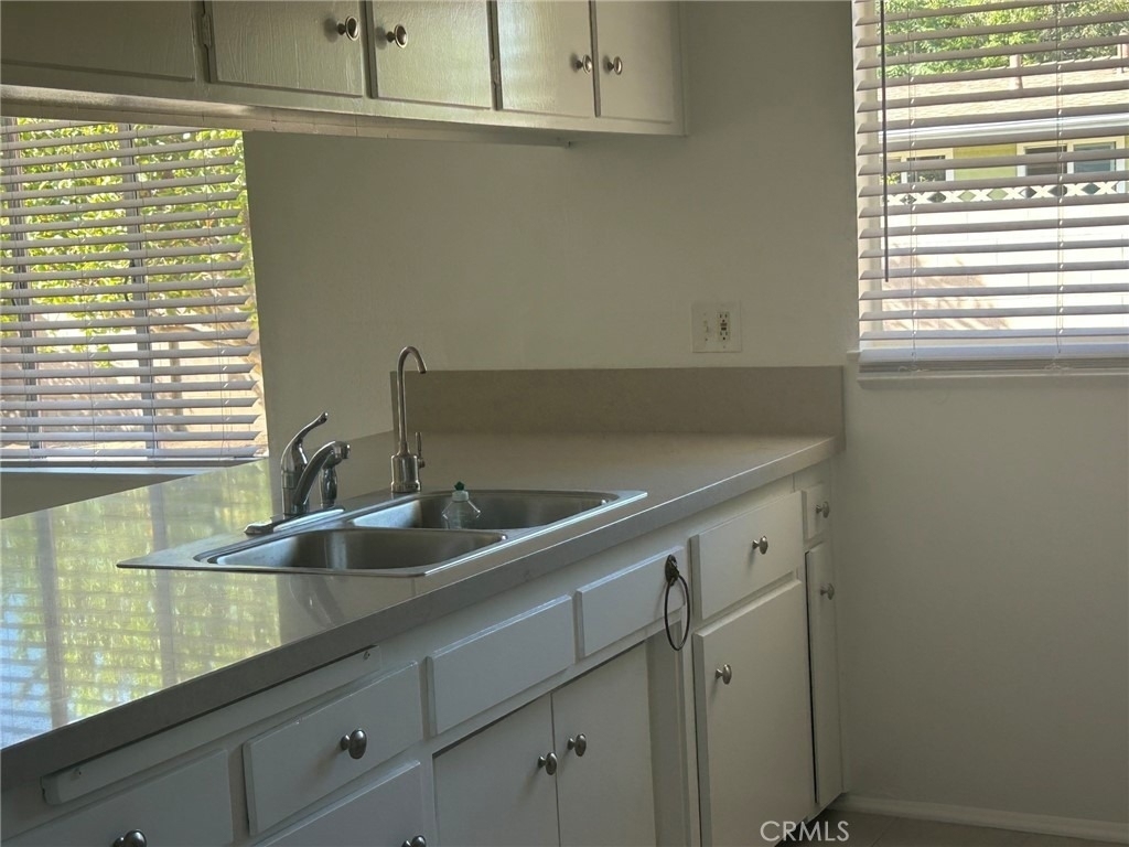 248 Wake Forest - Photo 10