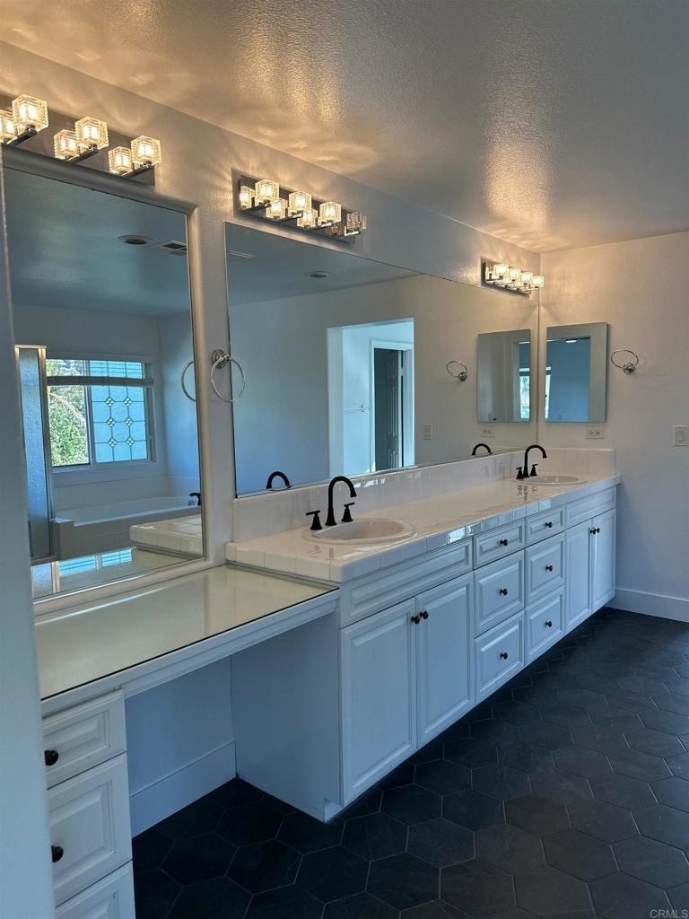 30194 Loretta Avenue - Photo 8