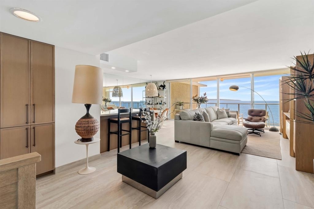 1720 Avenida Del Mundo - Photo 6
