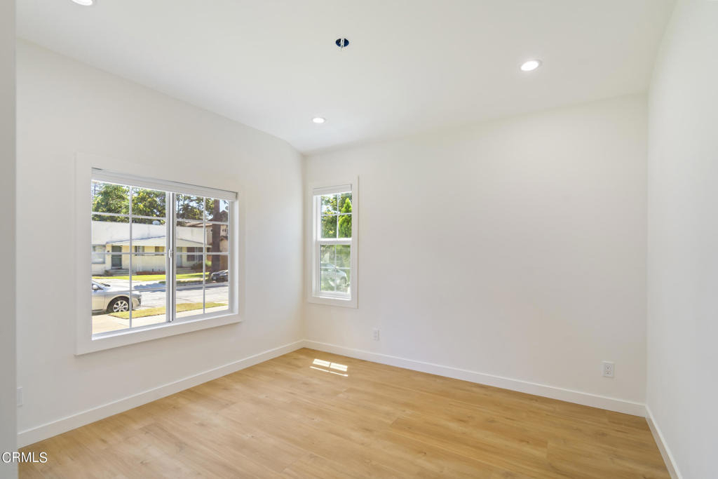 83 S Greenwood Avenue - Photo 11