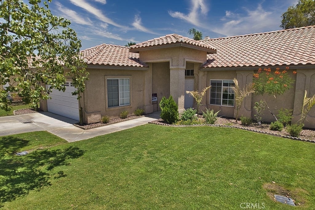 43950 Milan Court - Photo 1