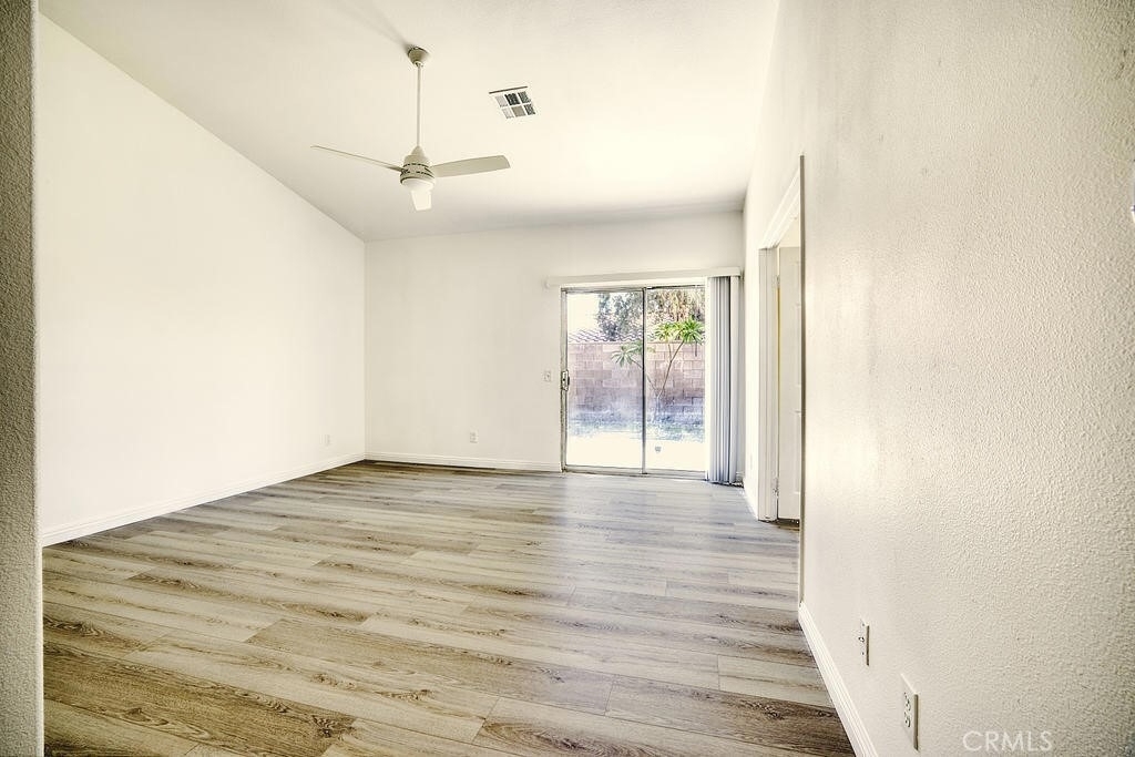 43950 Milan Court - Photo 3