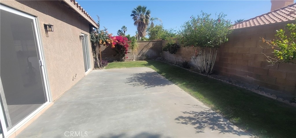 43950 Milan Court - Photo 28