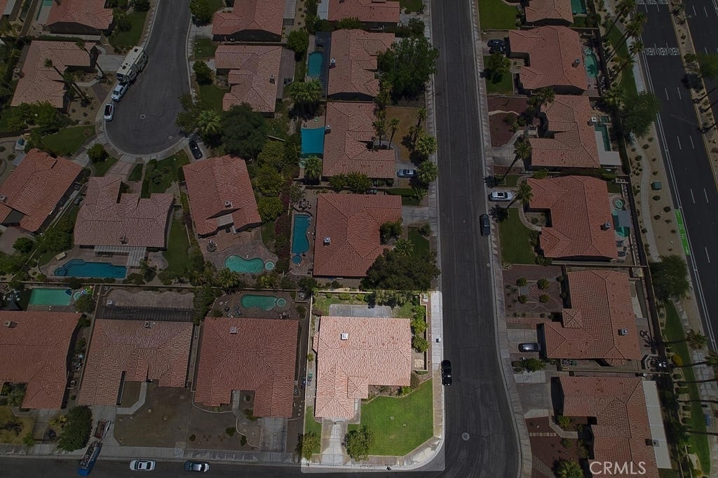 43950 Milan Court - Photo 13