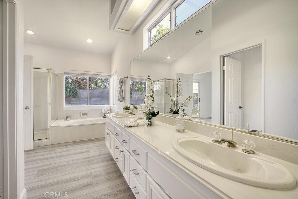 43950 Milan Court - Photo 16