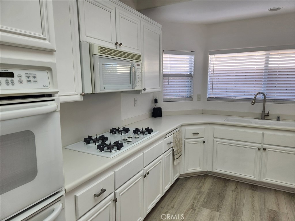 43950 Milan Court - Photo 12