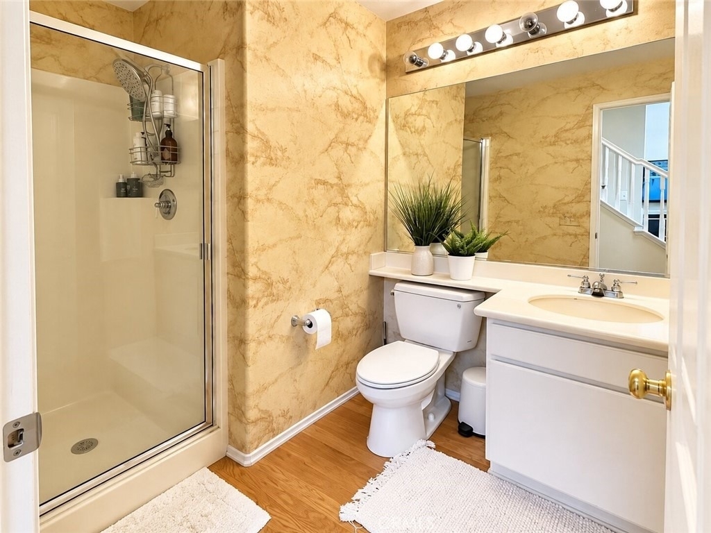 137 Islington - Photo 11