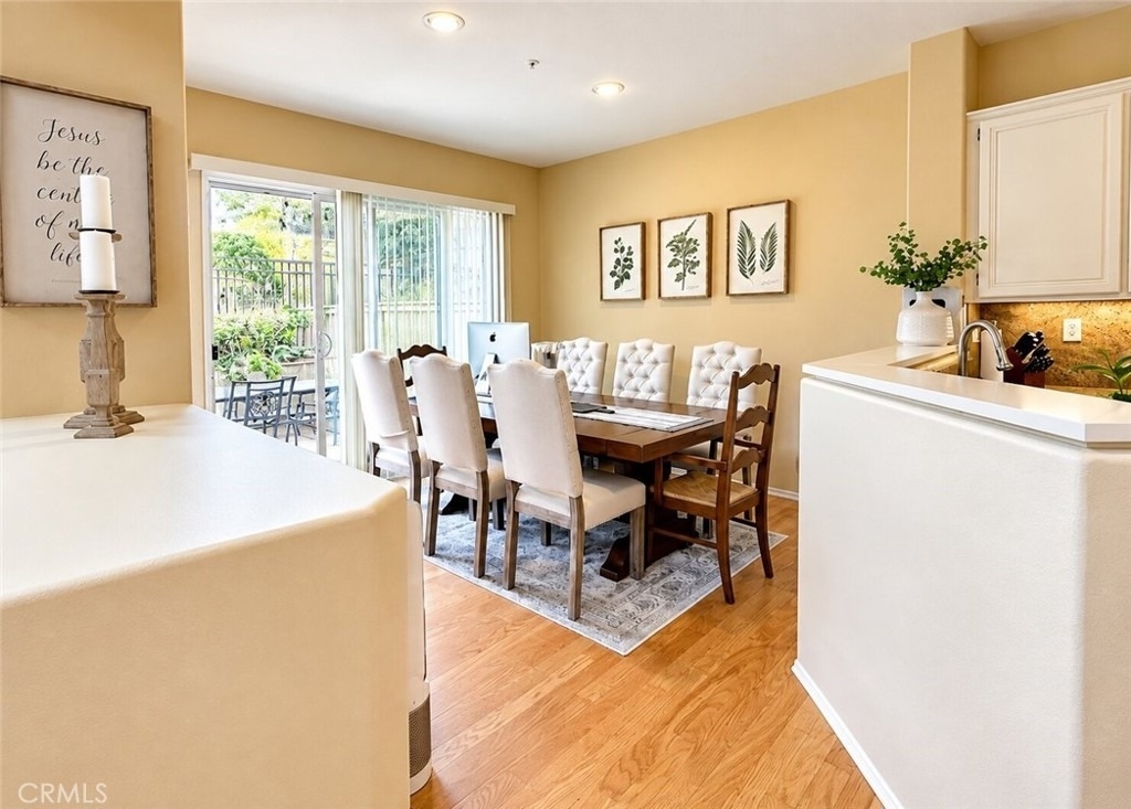 137 Islington - Photo 3