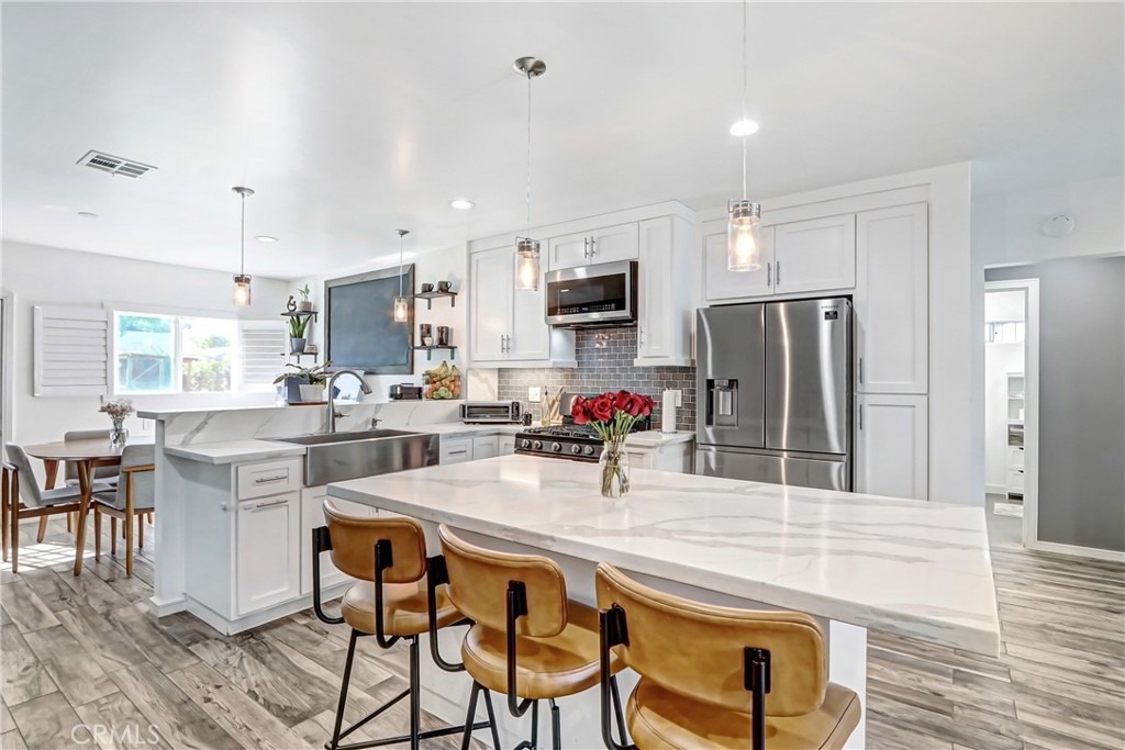 128 E Penn - Photo 5