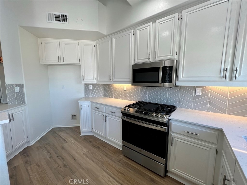 28745 La Triana - Photo 2