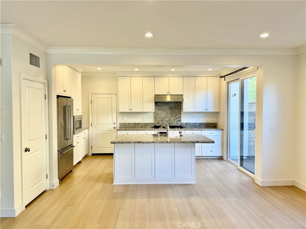 112 Crescent Moon - Photo 5