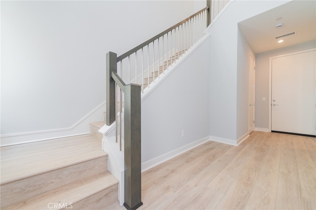 2653 Everly Dr - Photo 4
