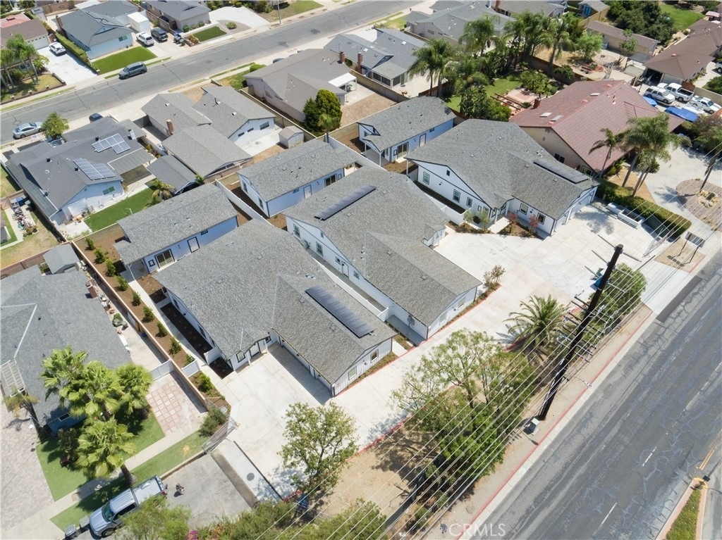 7242 Valley View - Photo 2