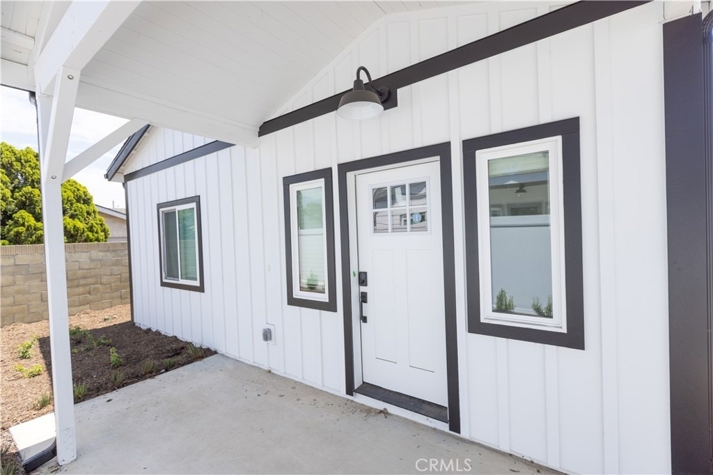 7242 Valley View - Photo 8